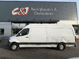 Mercedes Sprinter  picture 2