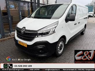 Schade bestelwagen Renault Trafic  2020/4