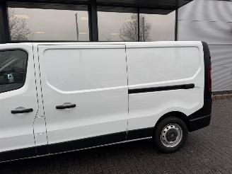 Renault Trafic  picture 5