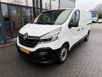 Renault Trafic  picture 2