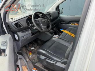 Toyota ProAce ProAce, Van, 2016 1.6 D-4D 95 16V Worker picture 16