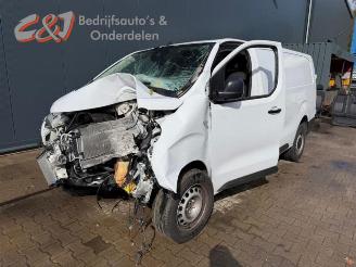 Coche siniestrado Toyota ProAce ProAce, Van, 2016 2.0 D-4D 140 16V 2024/12