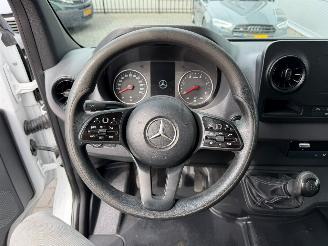 Mercedes Sprinter  picture 11