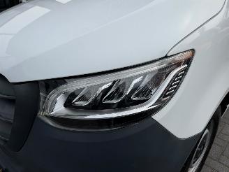 Mercedes Sprinter  picture 18