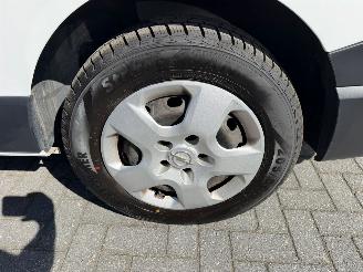 Opel Vivaro  picture 21