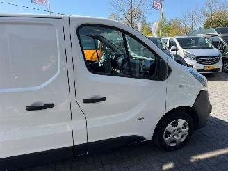 Opel Vivaro  picture 17