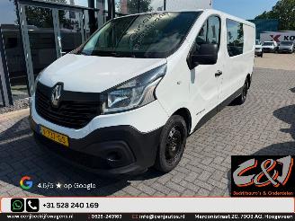 Schade bestelwagen Renault Trafic  2017/3