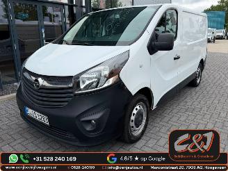 Unfall Kfz Van Opel Vivaro  2015/5