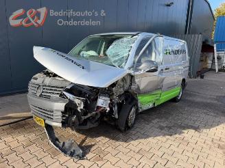 Salvage car Volkswagen Transporter Transporter T6, Van, 2015 / 2024 2.0 TDI DRF 2018/1