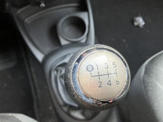 Toyota Yaris gereserveerd picture 14