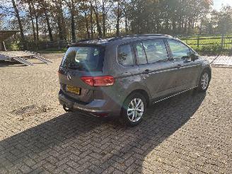 Volkswagen Touran 7 zitter picture 6