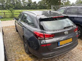 Hyundai I-30  picture 4