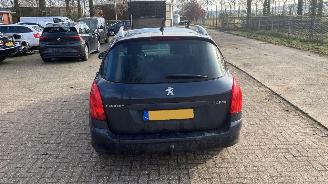 Peugeot 308 1.6 HDI 7 ZITTER MET PANO picture 4