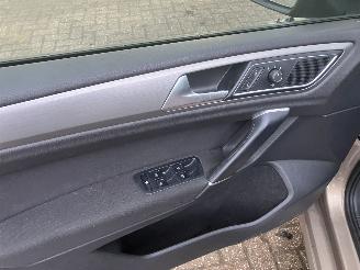 Volkswagen Golf Sportsvan 1.2 TSI DSG picture 11
