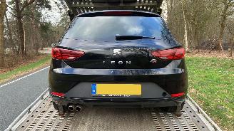 damaged passenger cars Seat Leon 1.5 FR- AUTOMAAT 2019/10