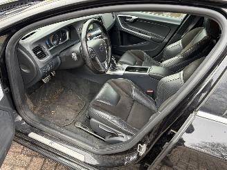 Volvo V-60 2.4 D6 AWD Hybride  R Design picture 7
