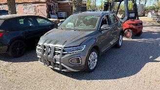 Volkswagen T-Roc 1.5 AUTOMAAT picture 5