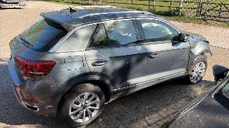 Volkswagen T-Roc 1.5 AUTOMAAT picture 3