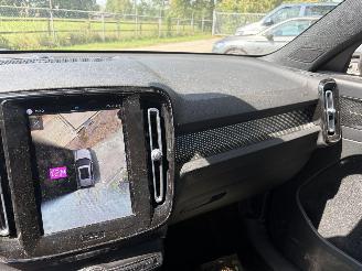 Volvo XC40 Recharge P8 AWD picture 14
