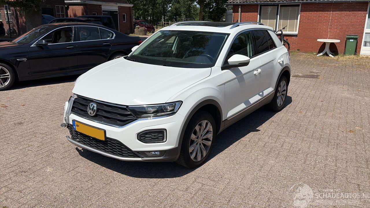 Volkswagen T-Roc 1.5 panodak