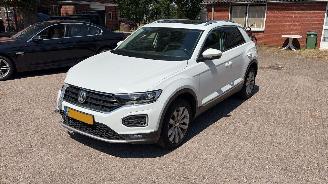 Auto incidentate Volkswagen T-Roc 1.5 panodak 2018/7