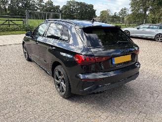 Schadeauto Audi A3 35 TDI S EDITION SPORTBACK 2023/3