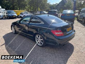 Mercedes C-klasse 180 Coupe Facelift Navi H&K Clima Stoelverw. picture 4