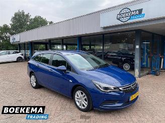Voiture accidenté Opel Astra Sports Tourer 1.0 Online Edition Airco Cruise Apple-Carplay 2018/8