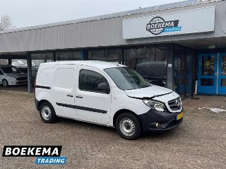 dañado vehículos comerciales Mercedes Citan 108 CDI BlueEFFICIENCY Orig NL+NAP 2018/8