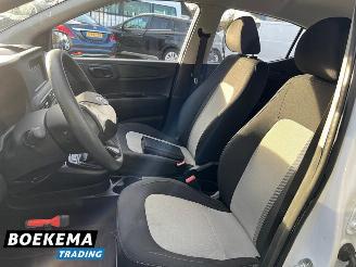Hyundai I-10 1.0 i-Drive Cruise Control Elektrische Ramen picture 15