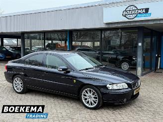 damaged passenger cars Volvo S-60 2.4 Drivers Ed Open-Dak Navigatie Leer Stoelverw. Cruise 2008/12