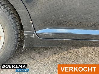 Toyota Avensis 2.0 VVTi Dynamic Automaat Navigatie Clima Cruise picture 6