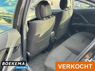 Toyota Avensis 2.0 VVTi Dynamic Automaat Navigatie Clima Cruise picture 12