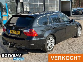 BMW 3-serie 325xi 218PK High Exe 4X4 Leer Automaat Open-Dak Keylss Navigatie picture 2