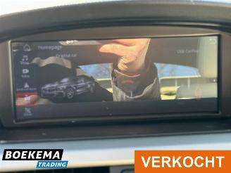 BMW 3-serie 325xi 218PK High Exe 4X4 Leer Automaat Open-Dak Keylss Navigatie picture 21