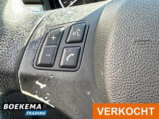 BMW 3-serie 325xi 218PK High Exe 4X4 Leer Automaat Open-Dak Keylss Navigatie picture 19