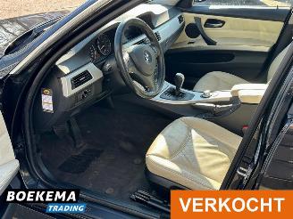 BMW 3-serie 325xi 218PK High Exe 4X4 Leer Automaat Open-Dak Keylss Navigatie picture 7