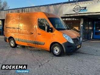 Vaurioauto  commercial vehicles Renault Master T35 2.3 DCI 136PK Airco Webasto Schuifdeur 2015/10