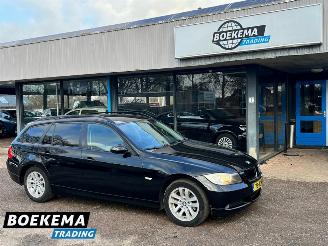Schadeauto BMW 3-serie 318i 130PK Leer Airco 2007/3