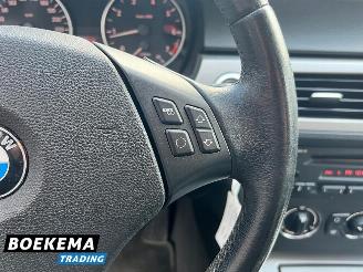 BMW 3-serie 318i 130PK Leer Airco Cruise Control picture 17