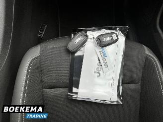 Jeep Avenger Summit 54 kWh Carplay Navigatie Camera LED Keyless ACC picture 29