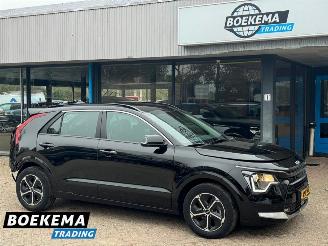 Vaurioauto  passenger cars Kia Niro 1.6 GDi Hybrid DynamicLine Navi Camera Clima Cruise 2022/8
