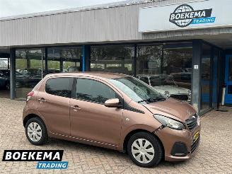 Vaurioauto  passenger cars Peugeot 108 1.0 e-VTi Active Airco PDC 5-Deurs 2014/11