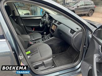 Skoda Octavia 1.0 TSI Business Ed Navigatie Canton Stoelverw. Climate Cruise PDC picture 19
