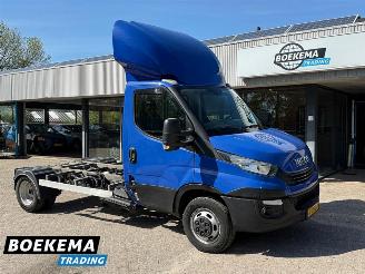 Unfall Kfz Van Iveco Daily 40C21 3.0 Hi-Matic Clixtar Geveerde-stoel Climate Navigatie Tacho Webasto 2017/1