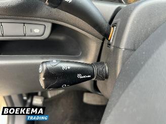 Kia Carens 2.0 CVVT X-ecutive 7p. Aut. Navigatie Climate Cruise picture 28