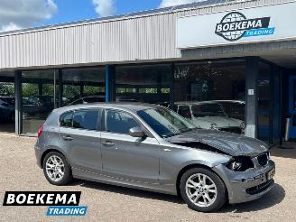 Voiture accidenté BMW 1-serie 116d Corporate Airco 5-Deurs 2010/2
