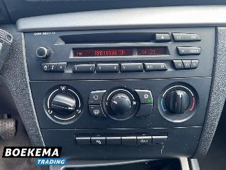 BMW 1-serie 116d Corporate Airco Parkeersensoren 5-Deurs picture 21
