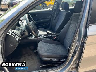 BMW 1-serie 116d Corporate Airco 5-Deurs picture 11