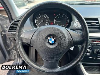 BMW 1-serie 116d Corporate Airco Parkeersensoren 5-Deurs picture 19